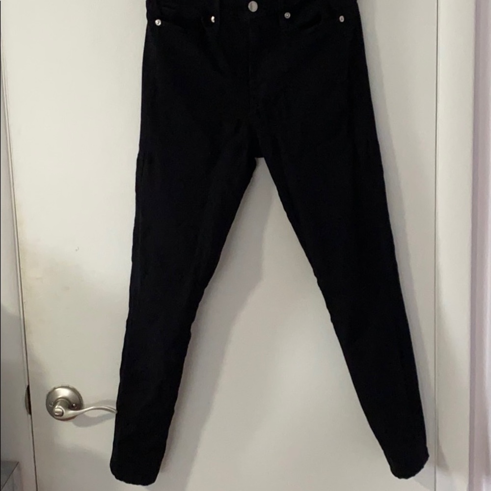 Good American black ankle jeans